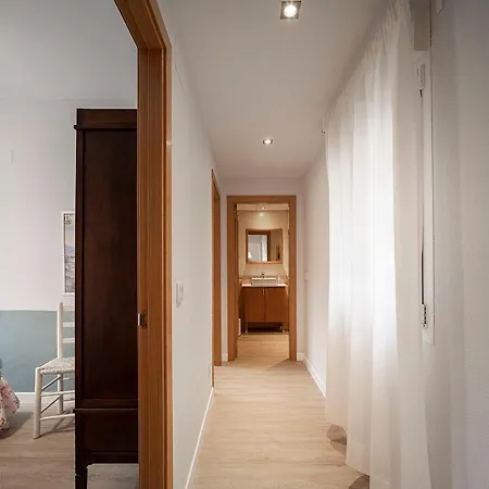 Tibula Sur Parking *