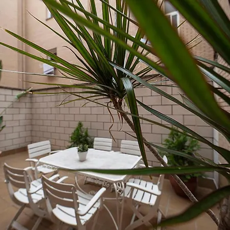 Tibula Sur Parking Apartment *