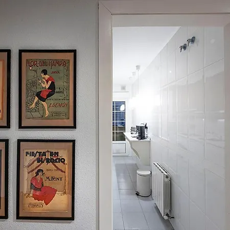 Tibula Sur Parking Apartment