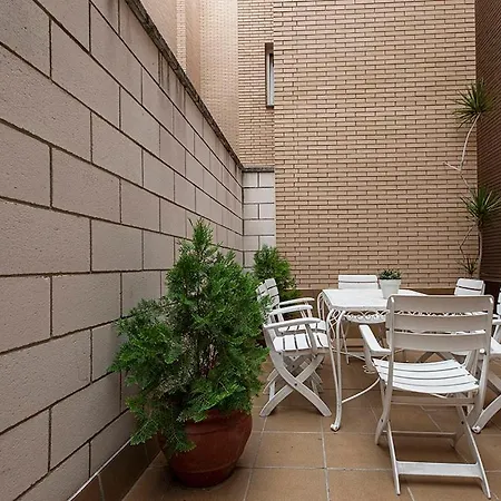 Tíbula Sur Parking Apartamento *
