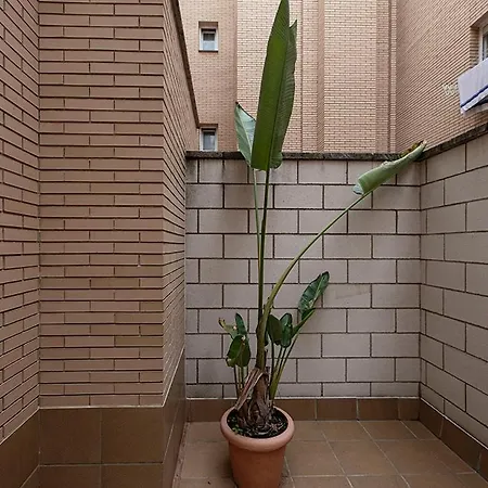 Tíbula Sur Parking Apartamento