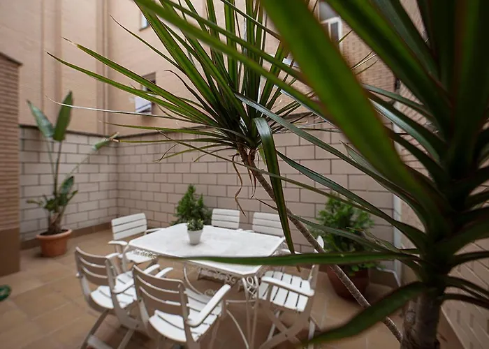 Tibula Sur Parking דירה *