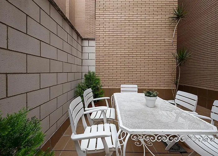 Tibula Sur Parking * מרידה